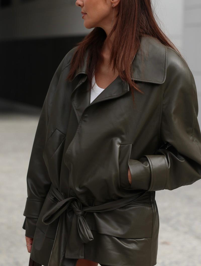 Viola Biker