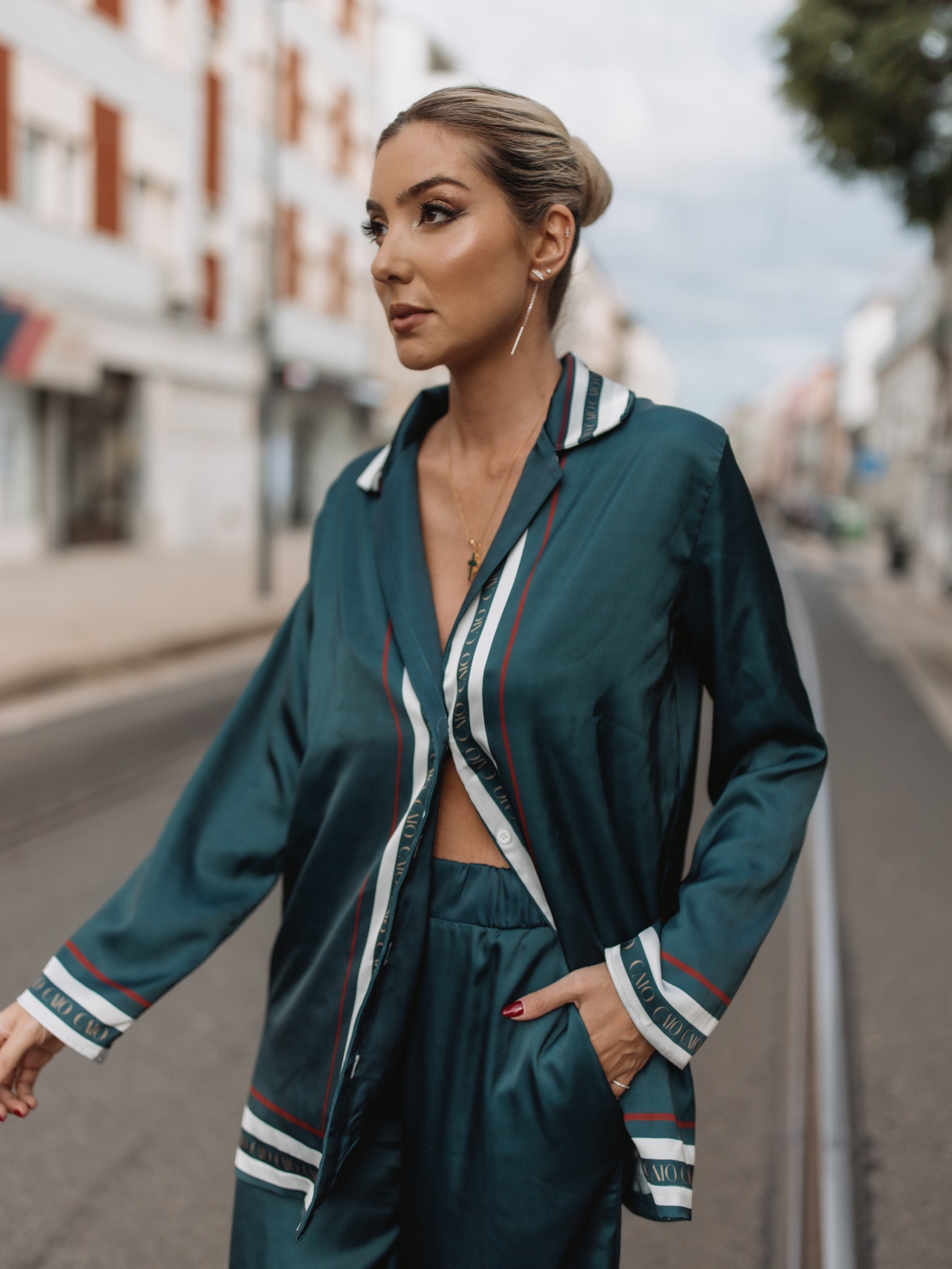 Angela Set